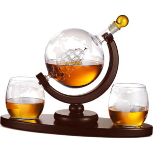 Whiskey decanter for the connoisseur