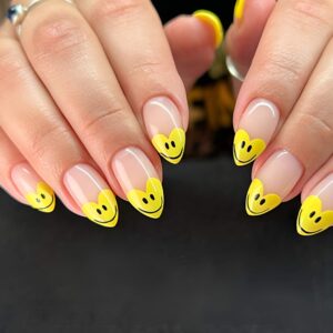 Smiley nails