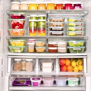 Vacuum-sealed containers used in the fridge to keep food fresh for longer.